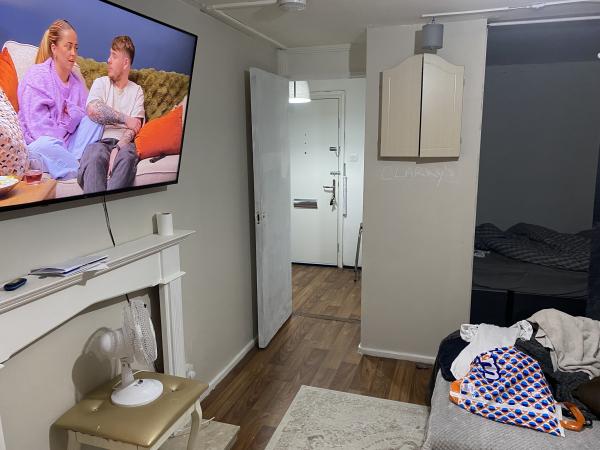 ground-floor-studio-flat