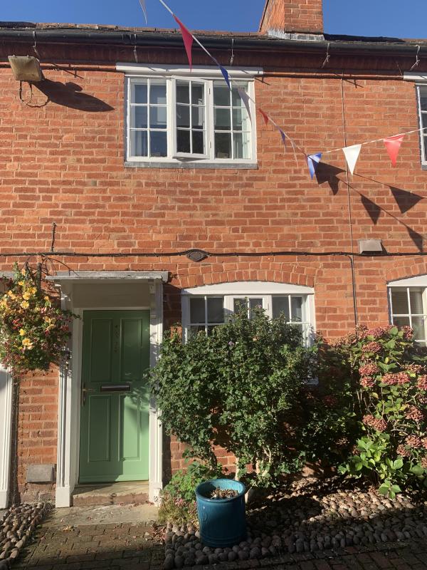 one-bed-cottage-malt-mill-lane-alcester