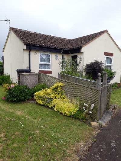 Excange 1bed bungalow in Shapwick with garden any good 