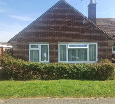 2 bed bungalow in Hunston near Chichester