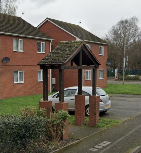 2 bed ground floor flat mutual exchange