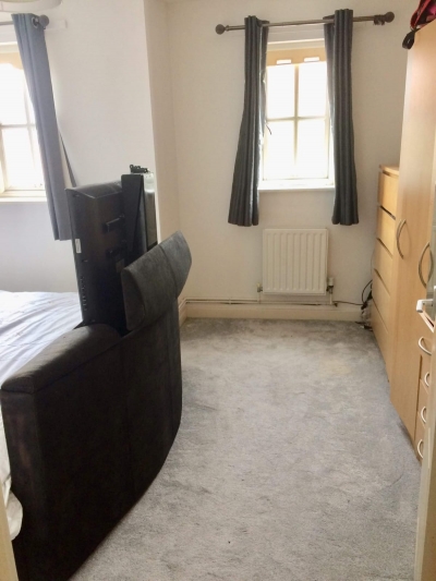 1 Bed flat in Brentwood, Looking to move to Maldon, Chelmsford, Steeple, Sil