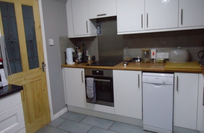 Exchange 3 Bed. House, Luton for  2 Bed GF Maisonette, Bed Bungalow Yarmouth are