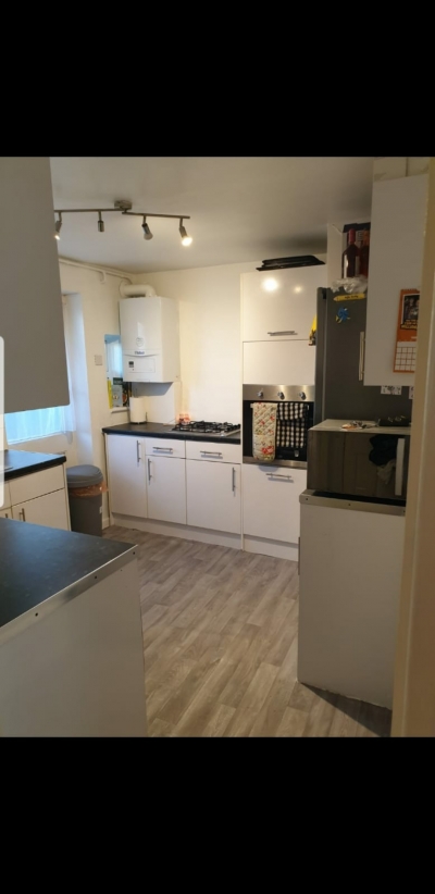 2 bed for 3 bed Brentwood 